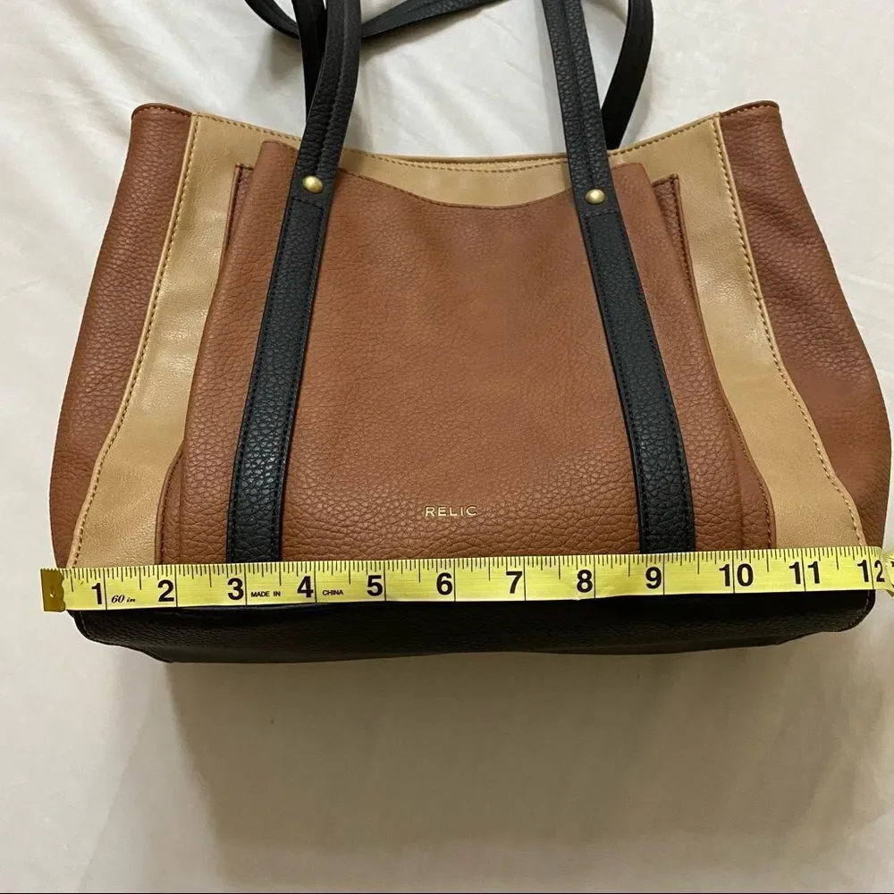 Relic tote purse - Picture 3 of 8